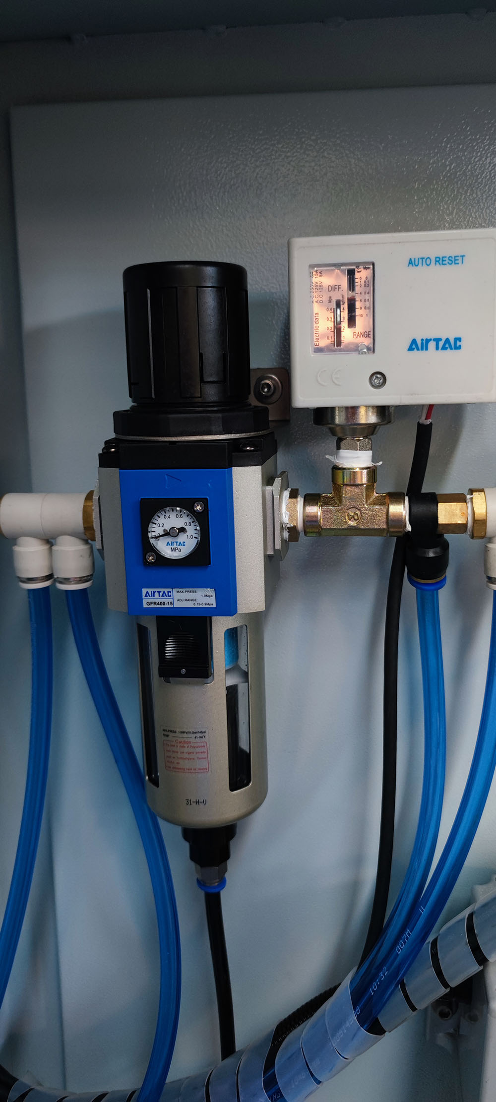 数控雕铣机,模具雕铣机,立式加工中心,石墨雕铣机-凯博数控 数控雕铣机,模具雕铣机,立式加工中心,石墨雕铣机-凯博数控