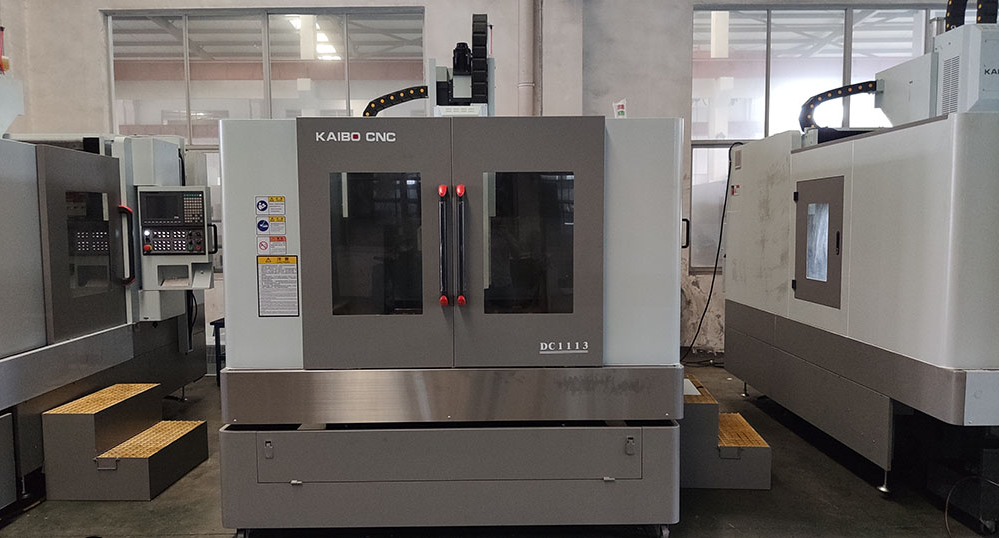 数控雕铣机,模具雕铣机,立式加工中心,石墨雕铣机-凯博数控 数控雕铣机,模具雕铣机,立式加工中心,石墨雕铣机-凯博数控